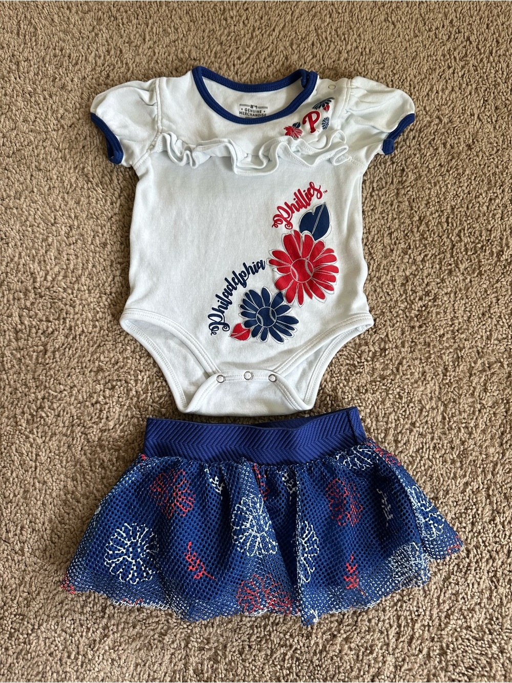 Philadelphia Phillies Infant White & Navy Floral Bodysuit Skirt Set.